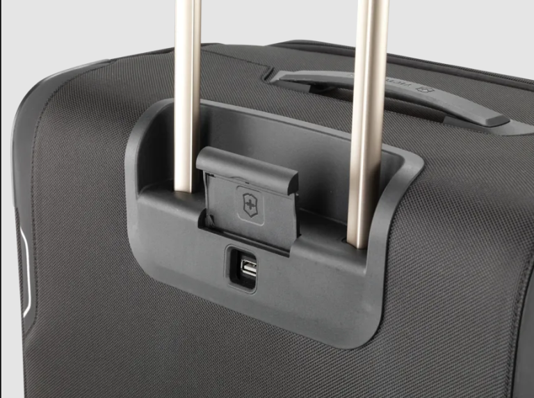 VICTORINOX WERKS TRAVELER 6.0 SOFTSIDE GLOBAL CARRY-ON