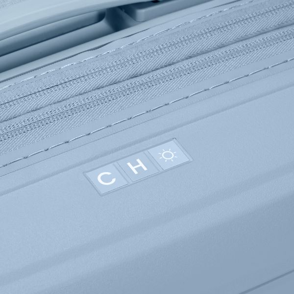 AMERICAN TOURISTER FASTFORWARD SPINNER CARRY-ON