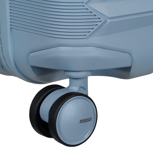 AMERICAN TOURISTER FASTFORWARD SPINNER CARRY-ON